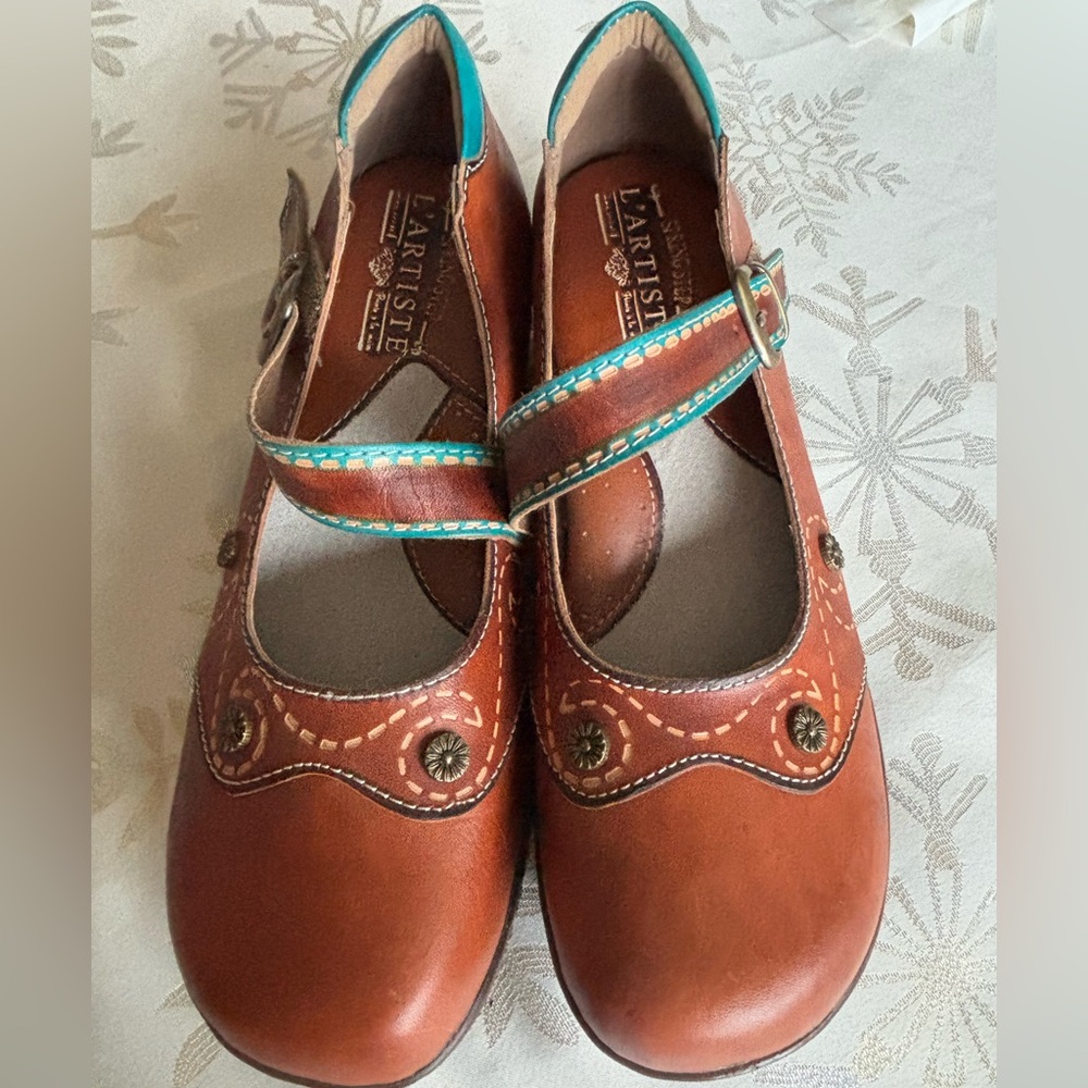 L’Artiste shoes size 39